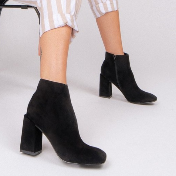 Black Uneven Stack Block Heel Bootie - Picture 3 of 5